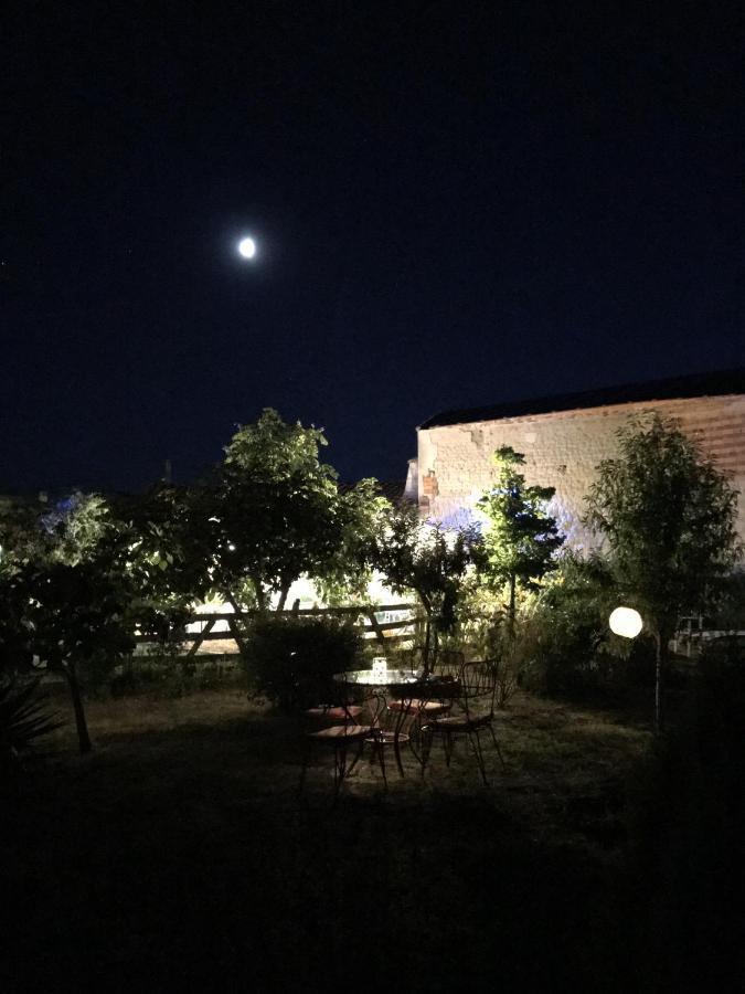 Posada Real Del Buen Camino Villanueva de Campean ภายนอก รูปภาพ