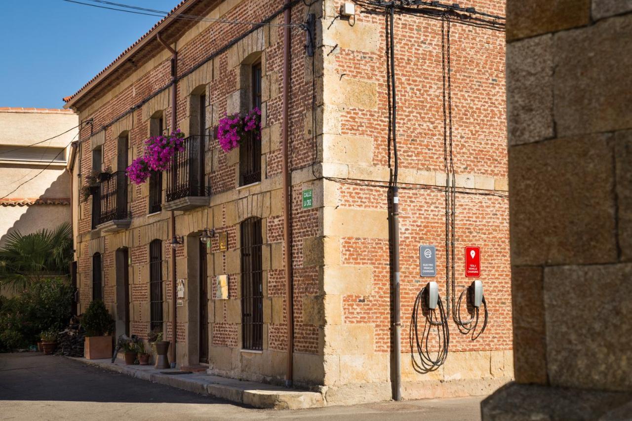 Posada Real Del Buen Camino Villanueva de Campean ภายนอก รูปภาพ
