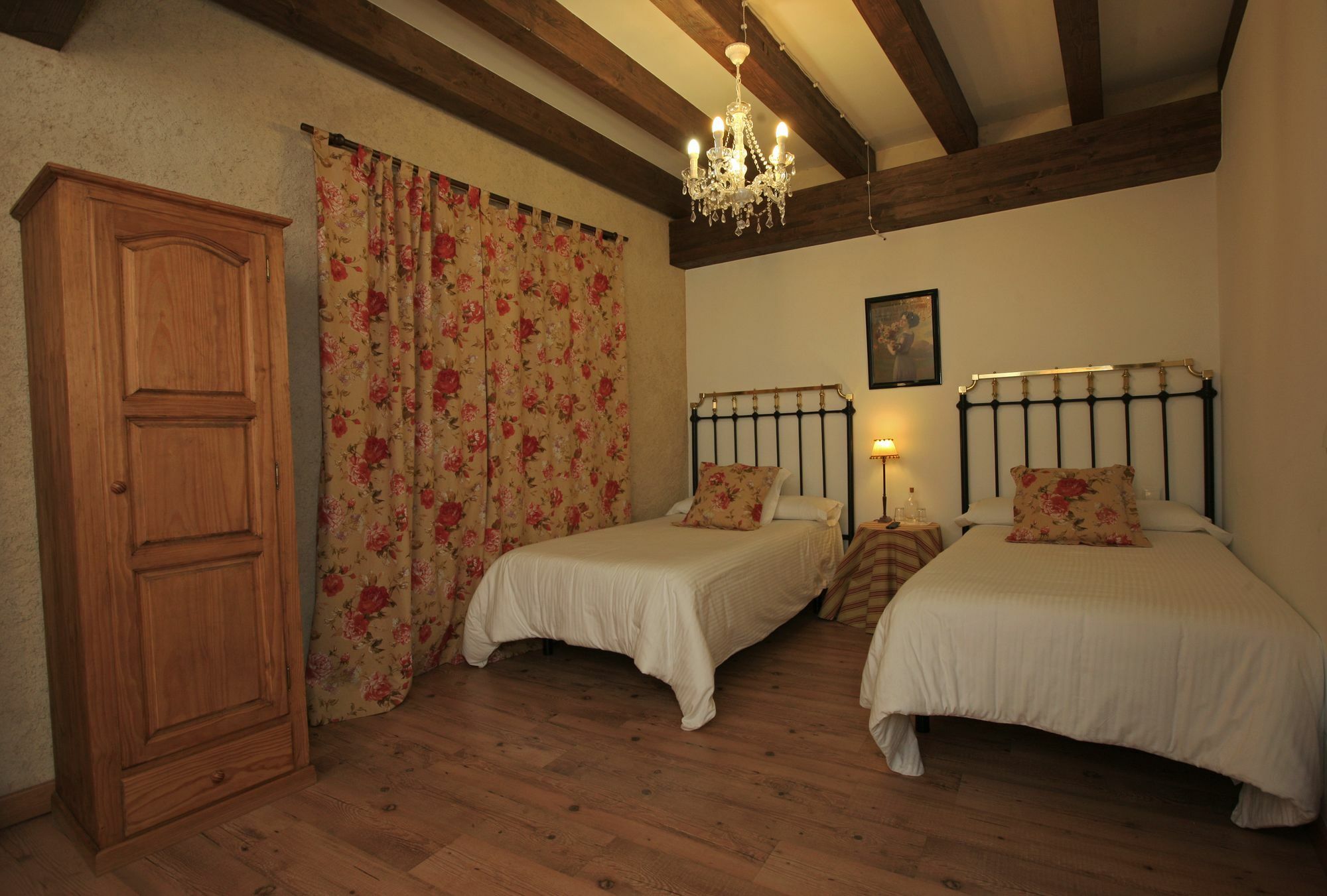 Posada Real Del Buen Camino Villanueva de Campean ภายนอก รูปภาพ
