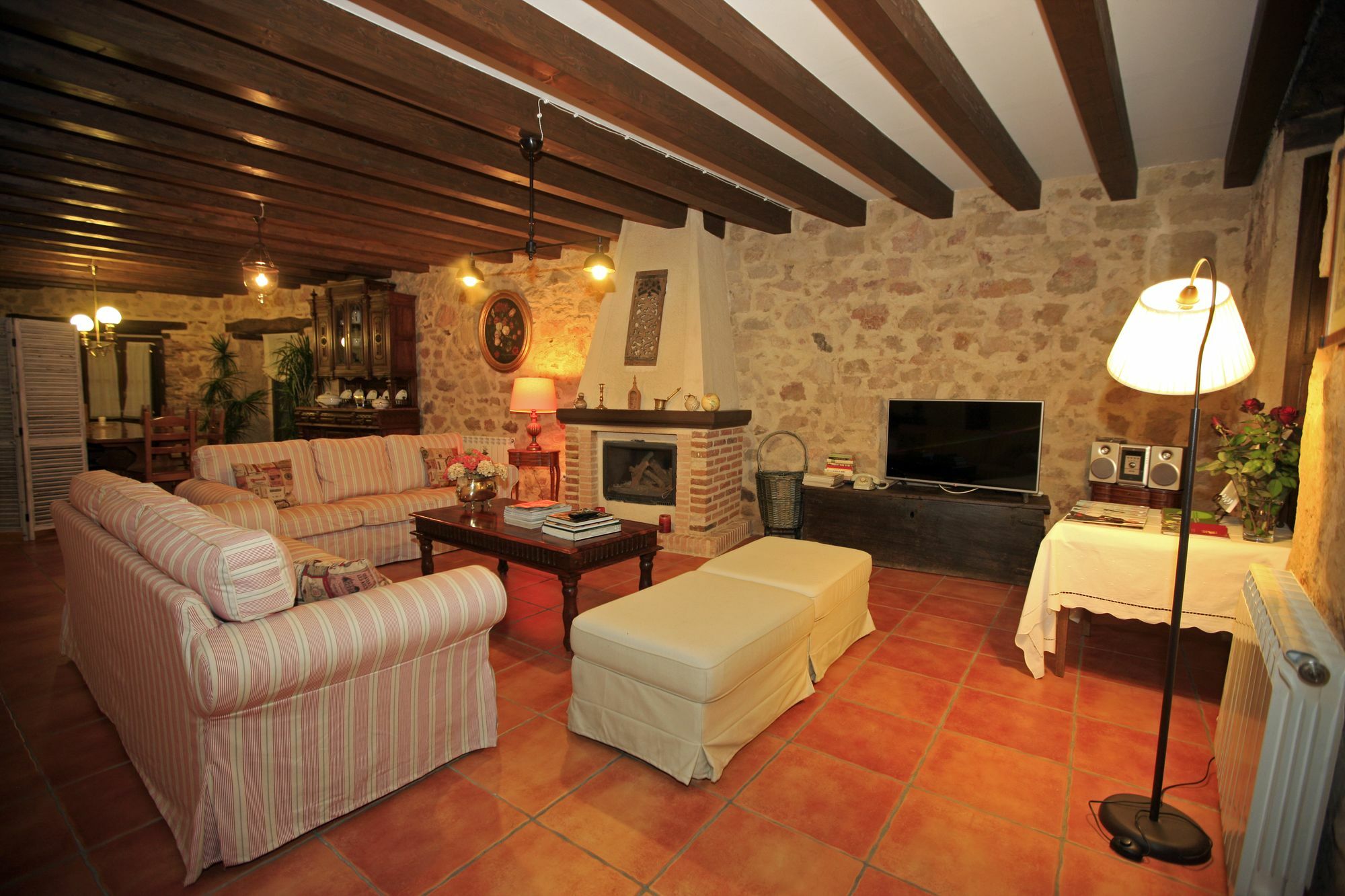 Posada Real Del Buen Camino Villanueva de Campean ภายนอก รูปภาพ